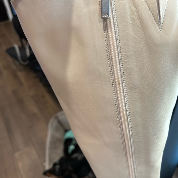 Zara tall leather boots size 39. Leather block heels. - Picture 4 of 8